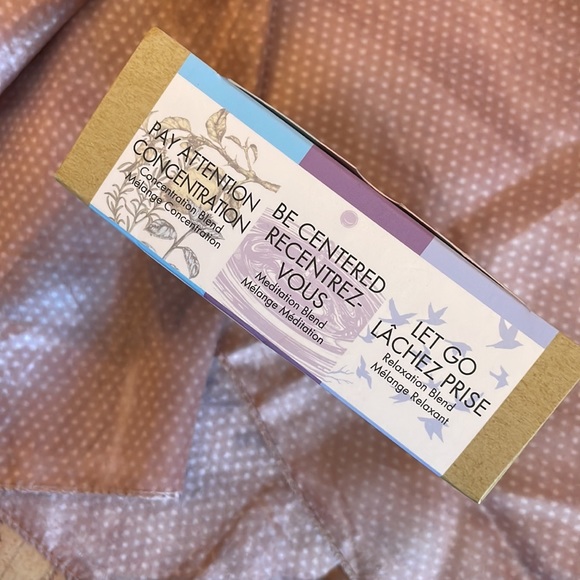 🌟🌟Host Pick! Aromatherapy Essential Oil set for wellness and joy - Picture 6 of 9